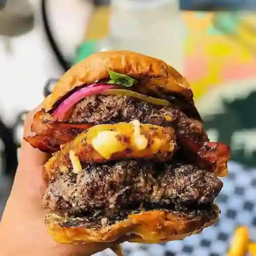 Monkey Burger Golden Velvet