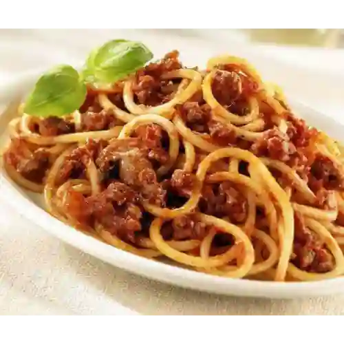 Spaguettis con Carne