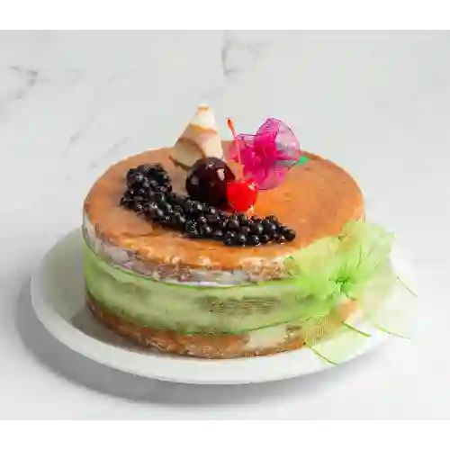 Torta Frutos Rojos Nk (12 -15 Porciones)