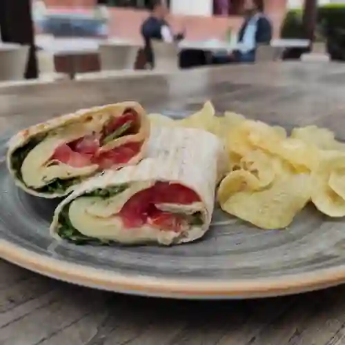 Wrap Mozzarella y Tomate