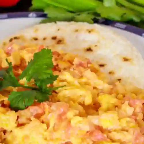 Huevos Pericos + Arepa