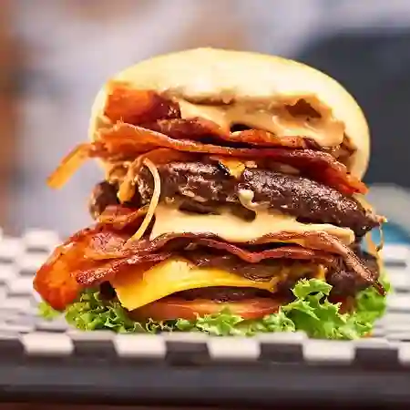 Hamburguesa Super de la Casa