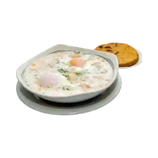 Caldo con Huevo