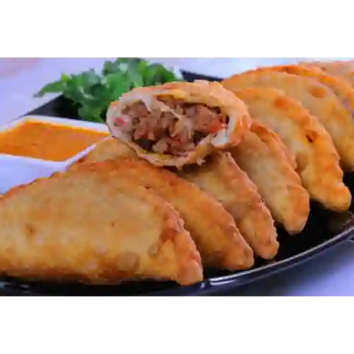 2 Ricas Empanadas de Carne