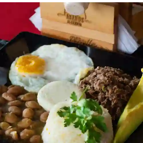 Bandeja con Frijoles