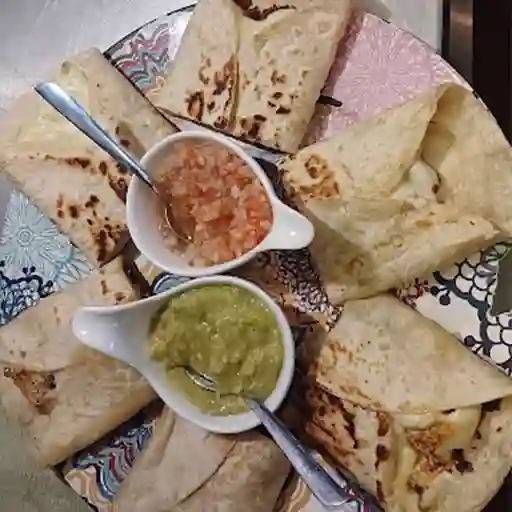 Quesadillas de Carne X2