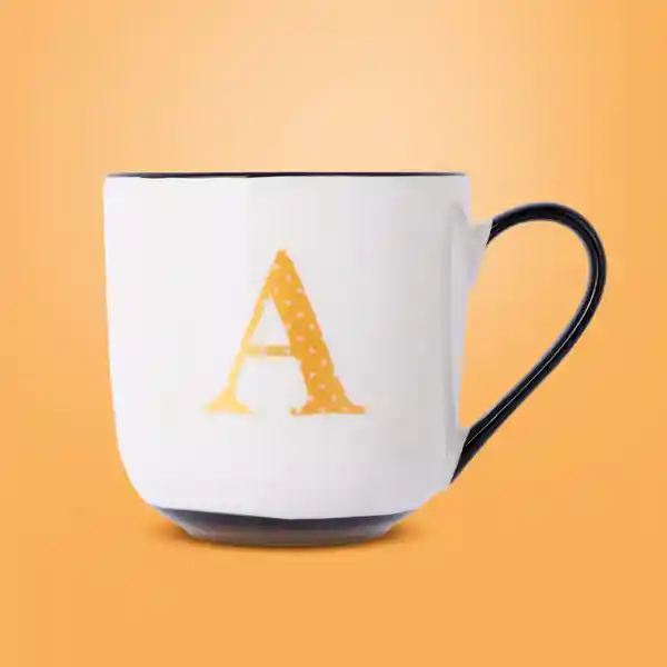 Taza de Cerámica Negra 430 mL Serie Miniso