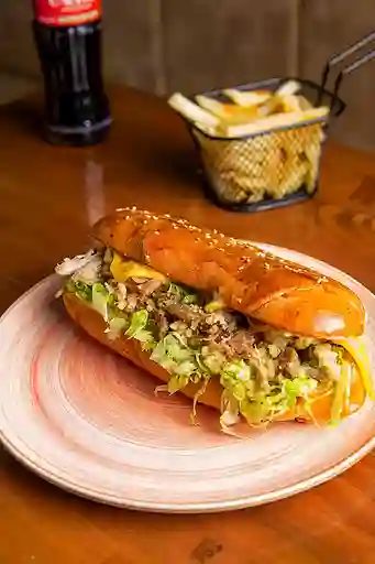 Sándwich de Lechona