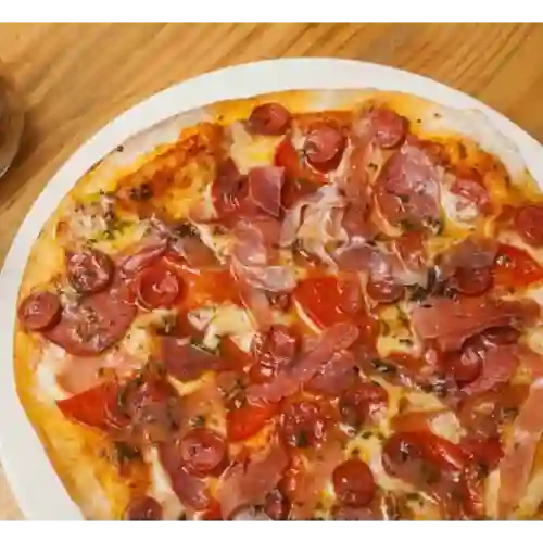 Pizza Gourmet Xl + Gaseosa Litro 1.5