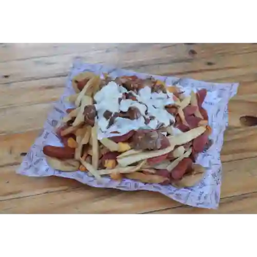 Salchipapa Picada