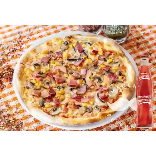 Combo Pizza Combinada + Tamarindo Postobón 350 ml