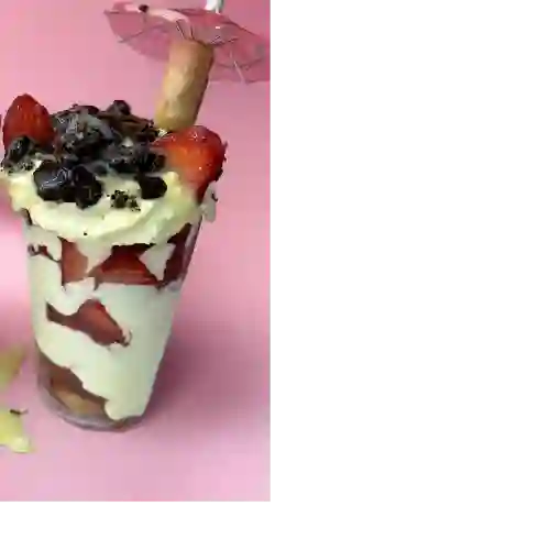 Fresas con Crema y Oreo