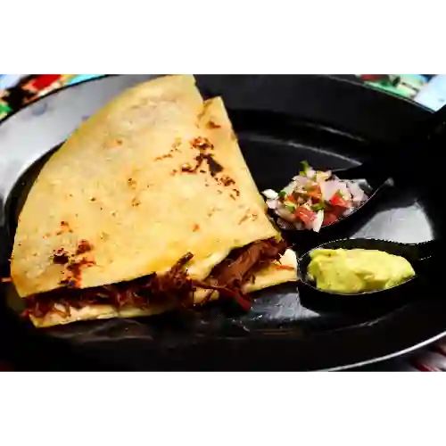 Quesadilla de Pollo ,birria O Cerdo