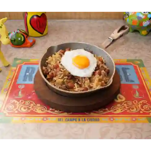 Medio Calentado Paisa Desayuno