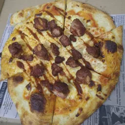 Pizza Costilla de Cerdo Ahumada Bbq.