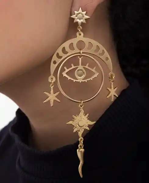 Aretes Dorados Amarillo Dorado Oscuro Mujer Naf Naf