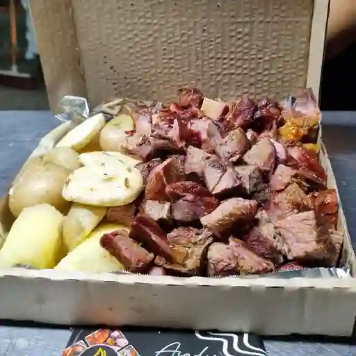 Parrilla full con res ahumada al barril