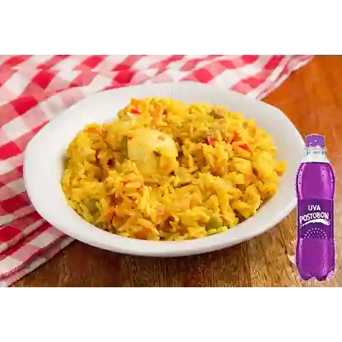 Combo Arroz con Pollo + Uva Postobon 250 ml
