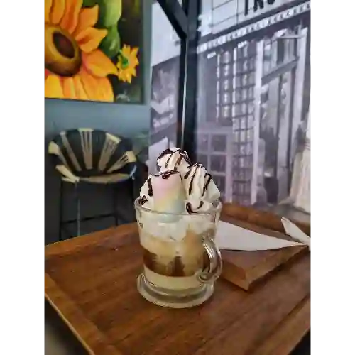 Café Bombón 4 Oz
