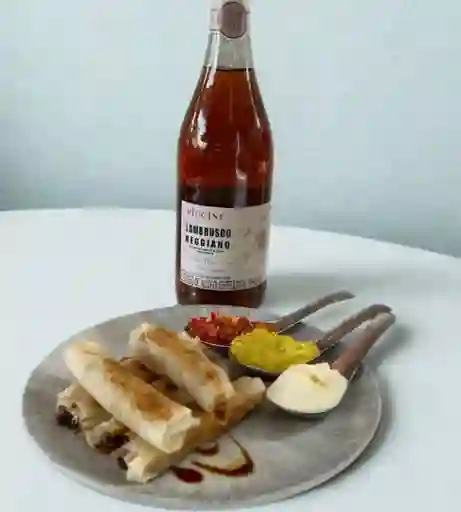 Barquillos de Solomito + Sangría lambrusco 