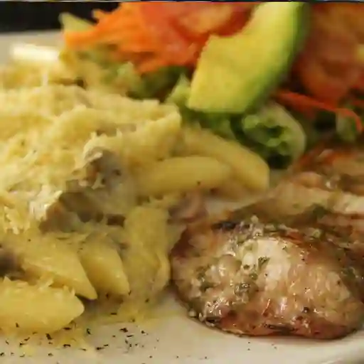 Combo pastas con pechuga