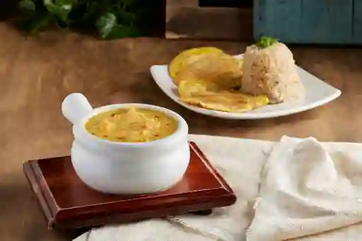 Camarones en Salsa Caleña