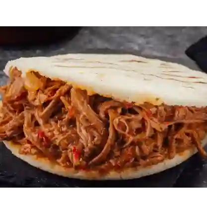 Arepa con Carne