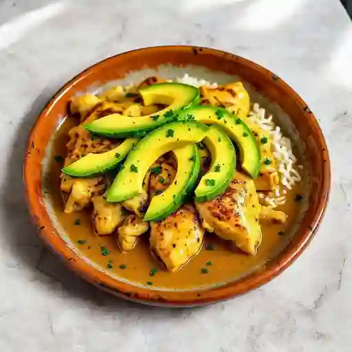 Pollo Aguacate