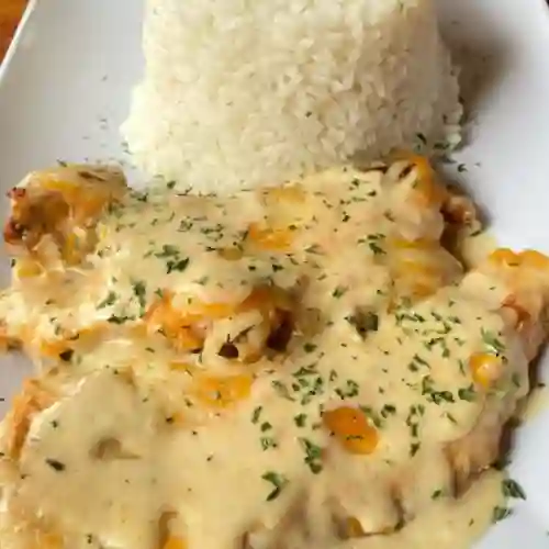Pechuga en Salsa de Queso
