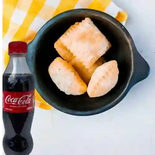 2 Pastelito de Oro + Coca-Cola
