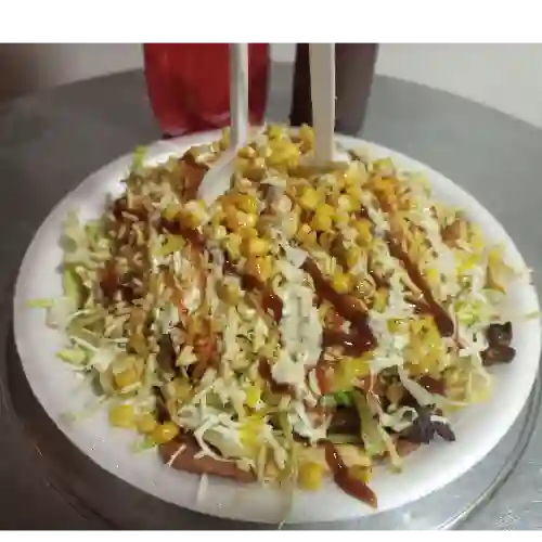 Salchipapa Costeña de Pollo Doble