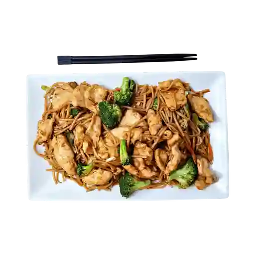 Lo Mein con Pollo