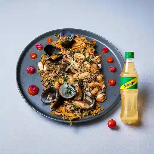 Combo Yakimeshi Pacifico + Schweppes Ginger Ale 400ML