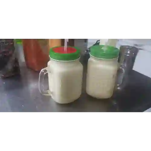 Jugo de Mango en Leche