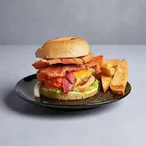 Hamburguesa con Res y Chicharrón