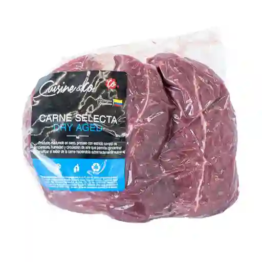 Bife de Paleta Dry Aged Beef Cuisine & Co