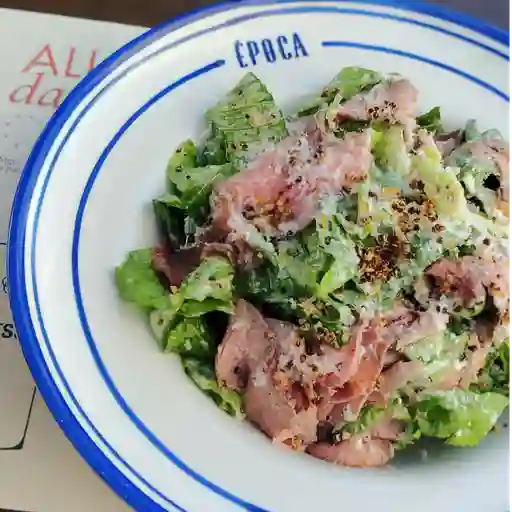 Ensalada césar con roast beef (keto)