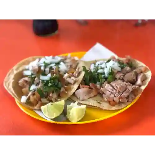 Tacos de Carnitas Mexicanas X3