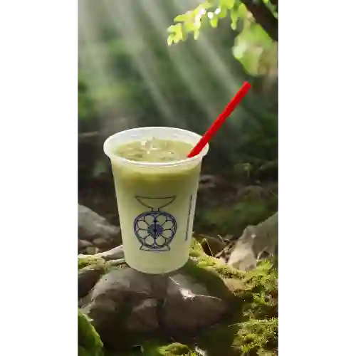 Iced Matcha Latte