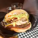 Tres Esquinas+papas+gaseosa de 250Ml