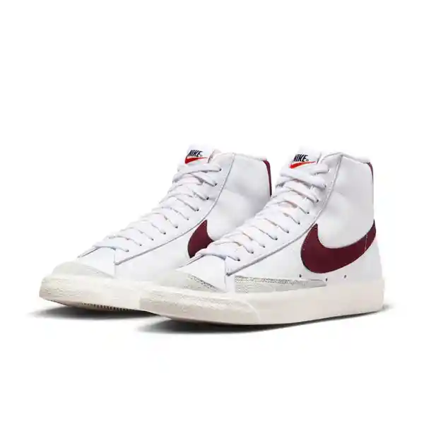 Nike Zapatos Blazer Mid 77 Vntg Blanco T. 9.5 Ref: BQ6806-111