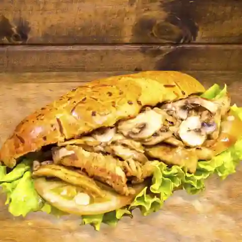 Emparedado de Pollo y Champiñón