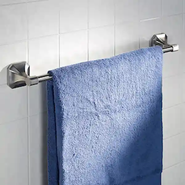 Richelieu Juego de Accesorios de Baño de Níquel Pulido