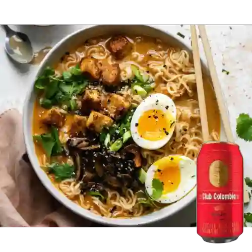 Combo Ramen Pollo Al Wok + Cerveza Lata 330ml