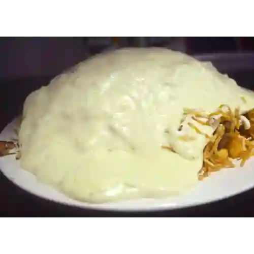 Salchipollo Gratinado + Gaseosa