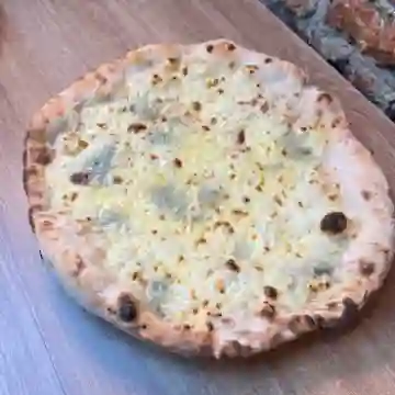 Quattro Formaggi Mediano