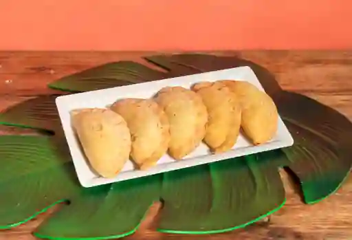 Empanada carne desmechada 90 gr