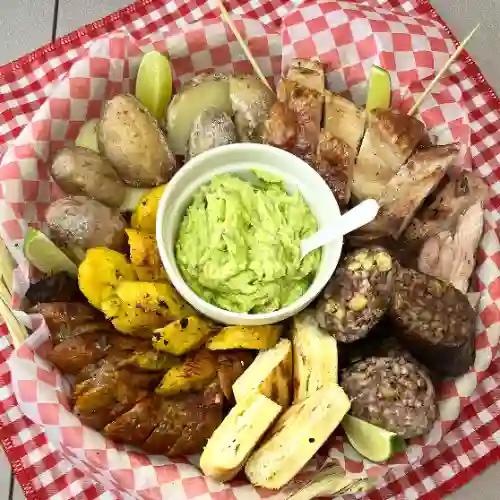 1750 Grs - Picada Enchicharronada