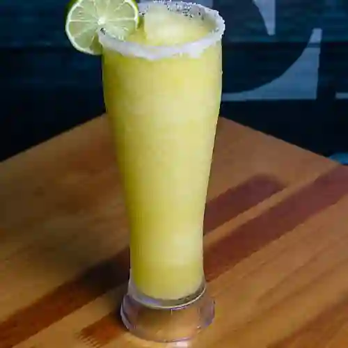 Limonada de Mango Biche 16 Oz