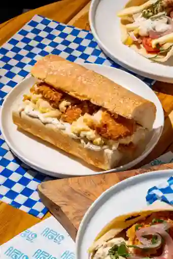 Sanduche Pollo Mac N Cheese